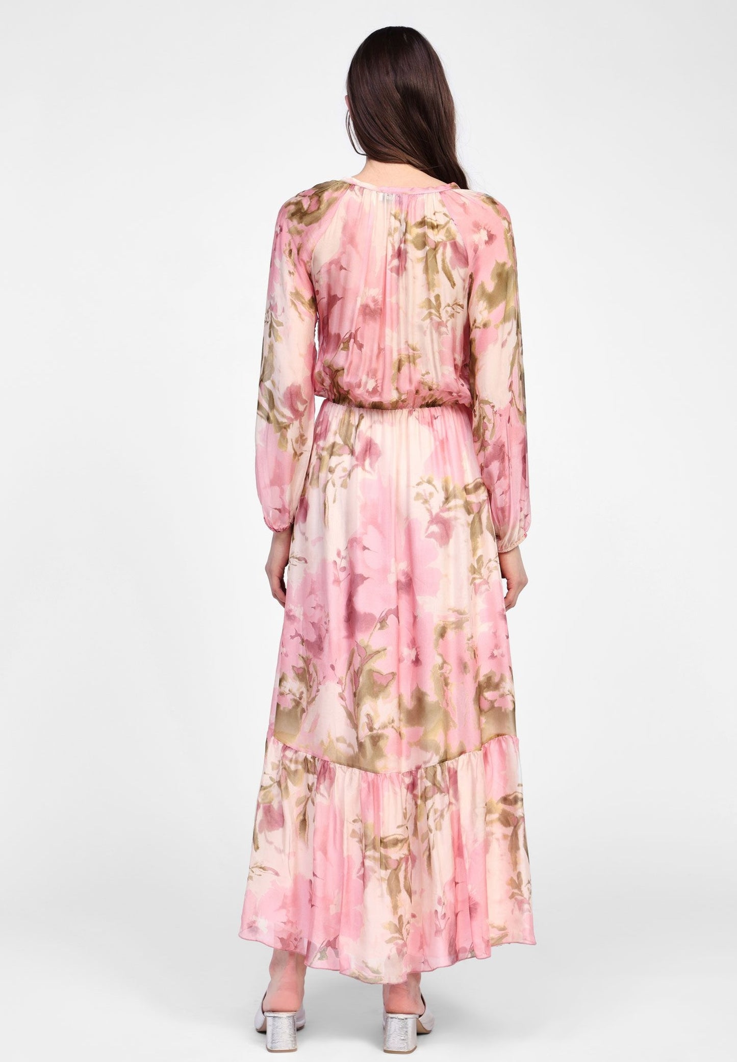 ROBE LONGUE À BOUTONS