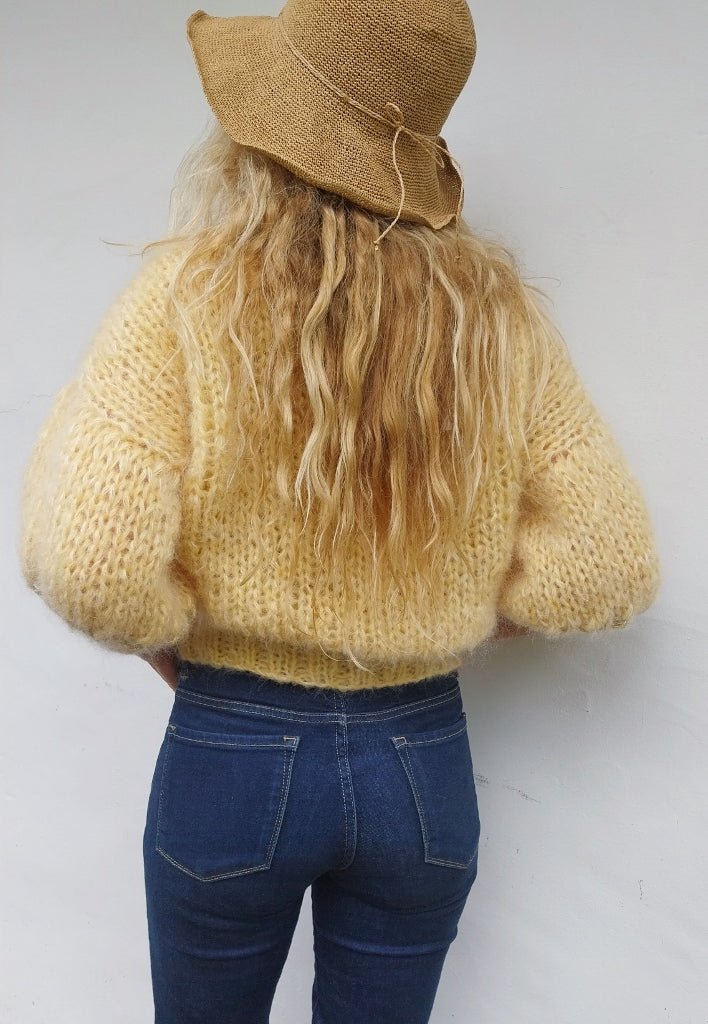 PULL MANCHES COURTES LINDA