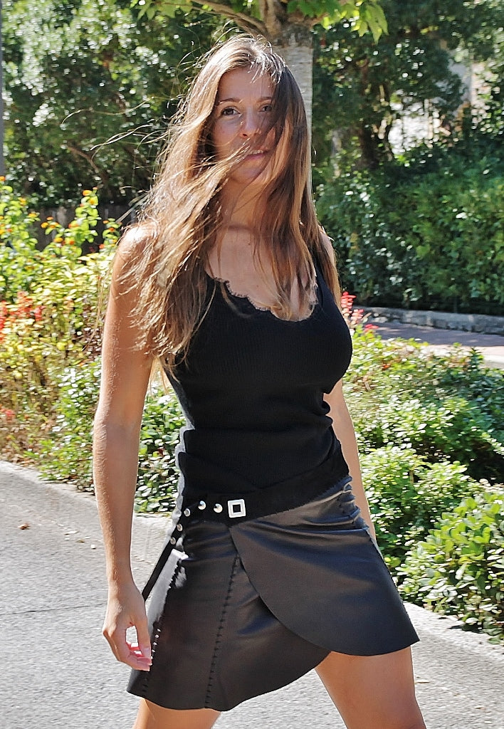JUPE CUIR NOIR