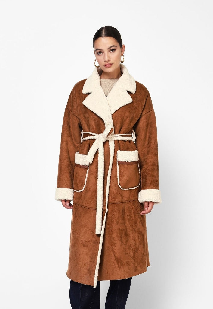 MANTEAU LONG FAUSSE MOUTON